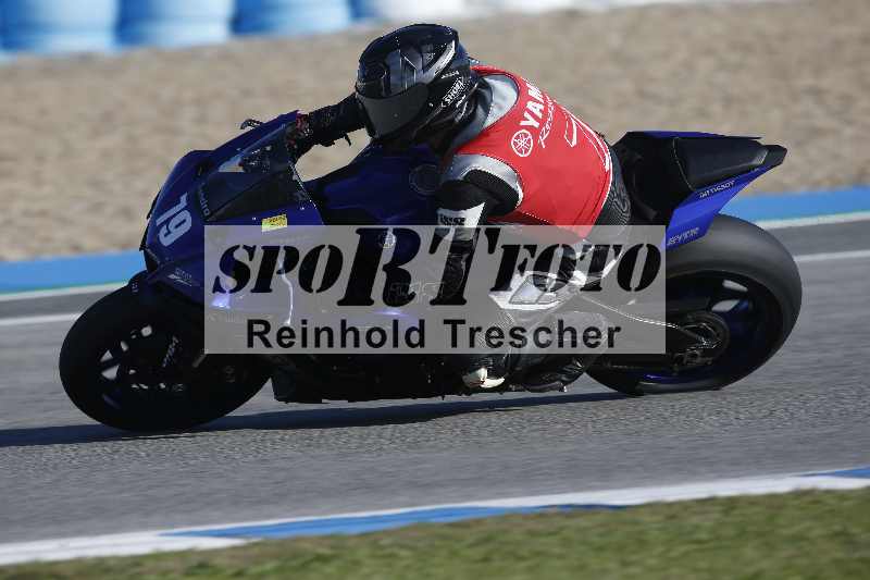 /Archiv-2024/02 29.01.-02.02.2024 Moto Center Thun Jerez/Gruppe gruen-green/79